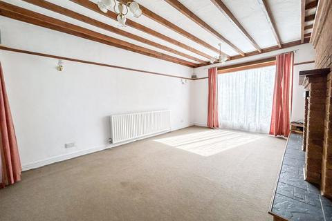 2 bedroom detached bungalow for sale, Lichfield Road, Walsall