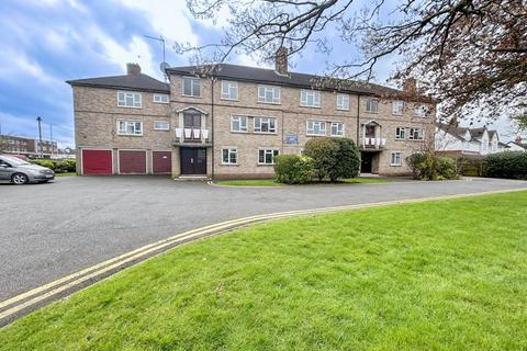 2 bedroom apartment for sale - Beacon Court, Chester Road, Streetly, B74 2HT