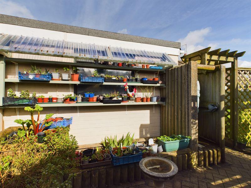 Vegetable/potting