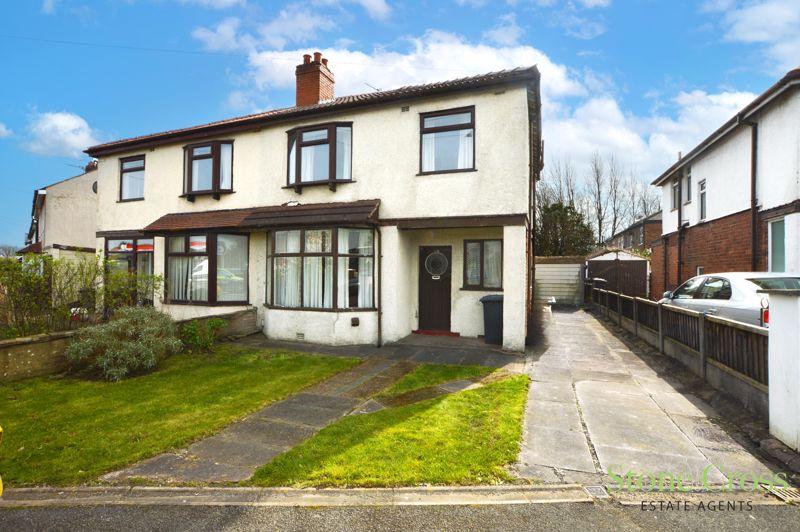 East Lancashire Road, Lowton, WA3 1LE 3 bed semidetached house for