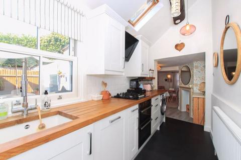3 bedroom cottage for sale - Tring