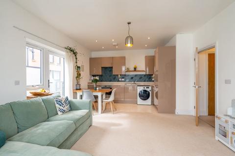 2 bedroom apartment for sale - Liberator Place, Chichester