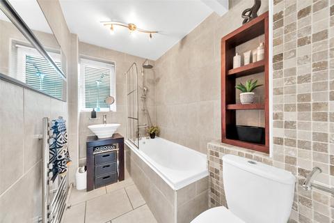 30 Taunton Close, Bexleyheath, DA7 6NN
