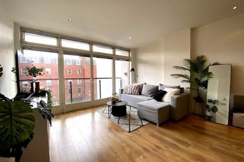1 bedroom apartment for sale, Trinity Apartments, Roman Walk