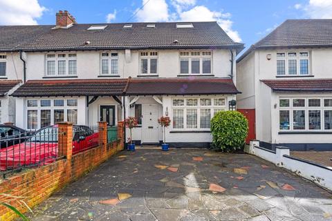 4 bedroom end of terrace house for sale - The Crescent, Sutton