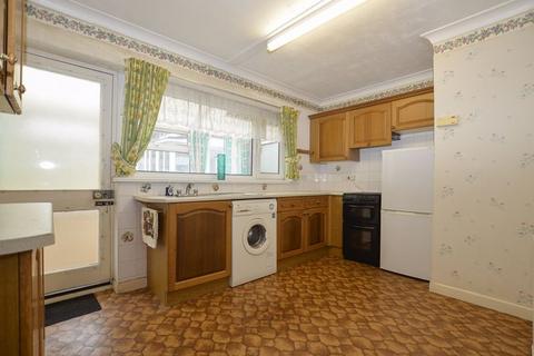32 Chestnut Drive, Brixham, TQ5 0DD
