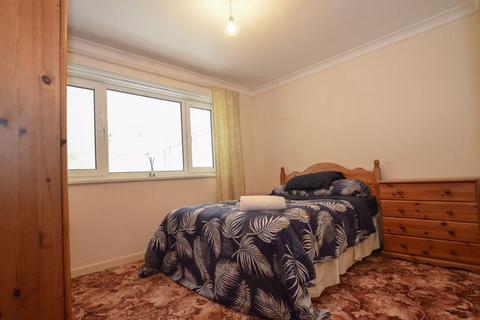 32 Chestnut Drive, Brixham, TQ5 0DD