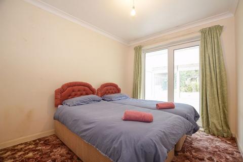 32 Chestnut Drive, Brixham, TQ5 0DD