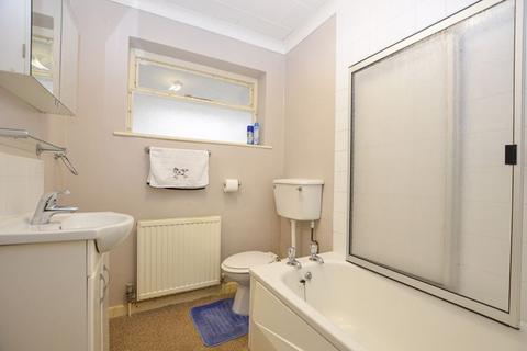32 Chestnut Drive, Brixham, TQ5 0DD