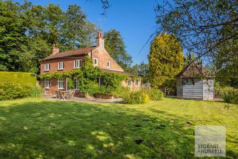 4 bedroom detached house for sale, Hall Road, Norwich NR12