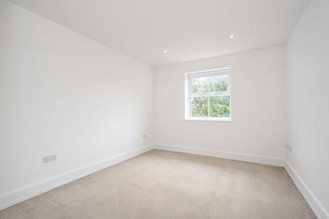 2 bedroom apartment for sale, Albany House, Hersham