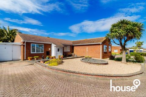 2 bedroom semi-detached bungalow for sale, Seaview Avenue, Sheerness ME12