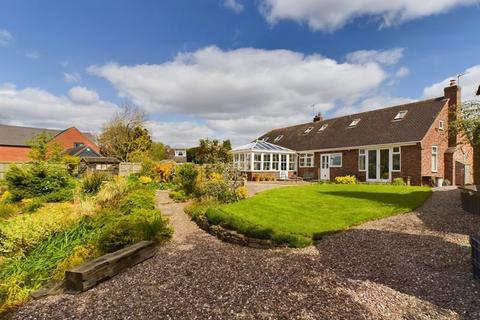 4 bedroom detached bungalow for sale, Market Drayton TF9