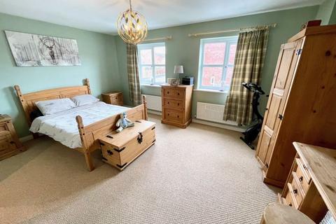 20 Bedwell Close, Ruabon, Wrexham, LL14 6BW