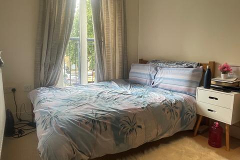 1 bedroom in a house share to rent, Longworth Avenue, CB4