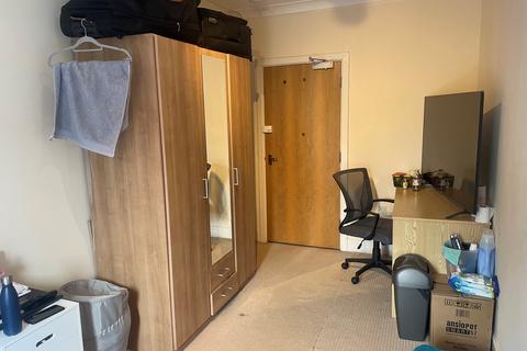 1 bedroom in a house share to rent, Longworth Avenue, CB4