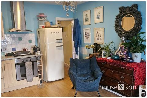2 bedroom ground floor flat for sale, Calvin Road, Bournemouth