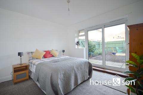 2 bedroom ground floor flat for sale, Calvin Road, Bournemouth