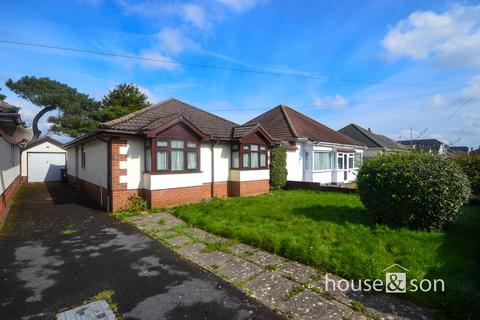 3 bedroom detached bungalow for sale - Namu Road, Bournemouth