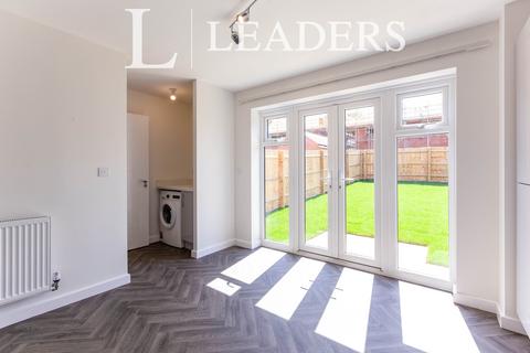 3 bedroom semi-detached house to rent, Wavendon Green, Eagle Farm South, Milton Keynes, MK17 7BT