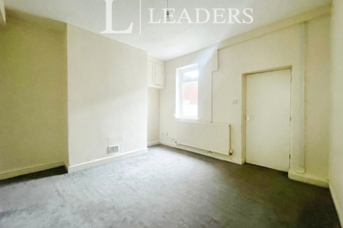 2 bedroom terraced house to rent, Garnett Street, Darwen, Lancashire, BB3