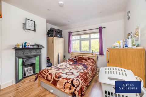 1 bedroom maisonette to rent, Rickmansworth Road, Northwood, Middlesex, HA6 1HA