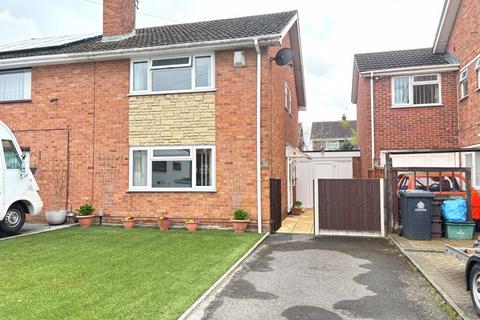 11 Billingham Close, Gloucester, GL4 4SS