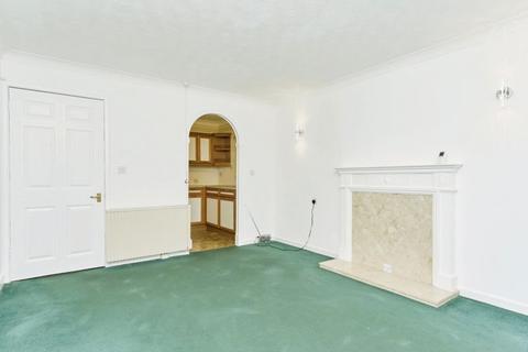 2 bedroom flat for sale, Currie Road, Sandown PO36