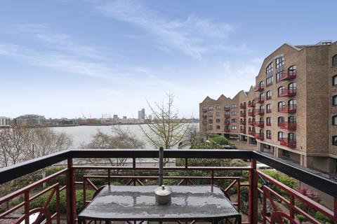 1 bedroom apartment for sale, Trafalgar Court, Wapping Wall, E1W