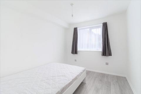 1 bedroom flat for sale, Linwood Crescent, Enfield EN1