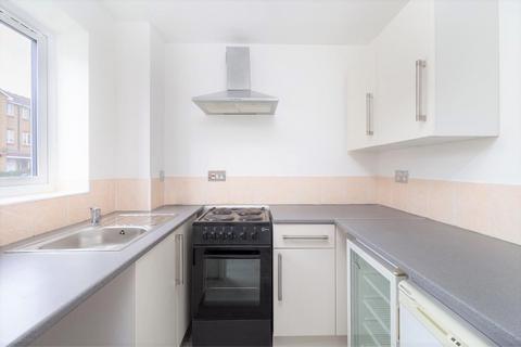 1 bedroom flat for sale, Linwood Crescent, Enfield EN1