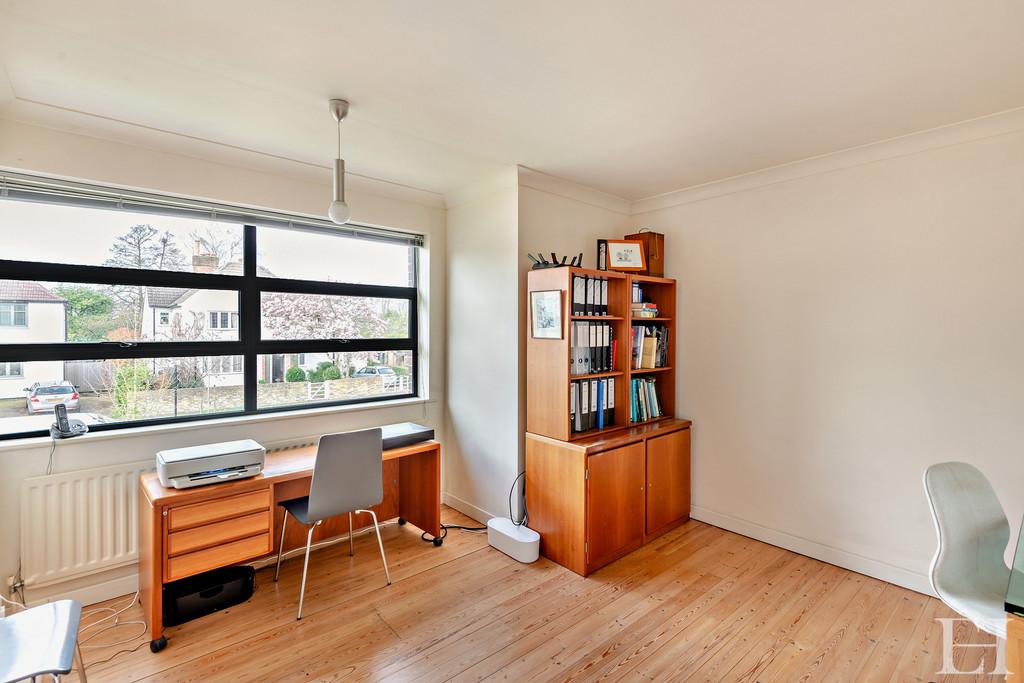 8587915-interiorwm23-800
