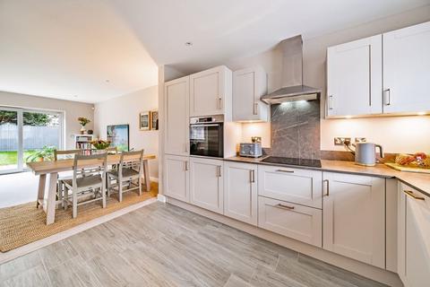 3 bedroom detached house for sale, Woodcutter Close , Three Legged Cross, Wimborne
