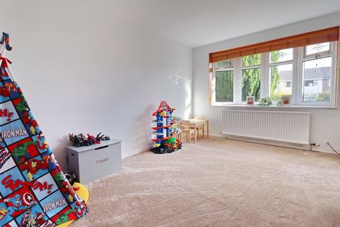 64 Birchfield Drive, Worsley, Manchester, M28 1ND