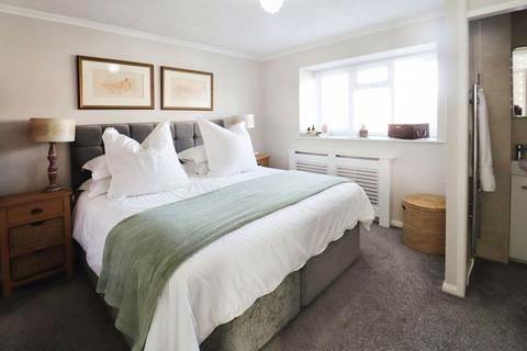 4 bedroom detached house for sale, Weavers Close, Ferndown BH22
