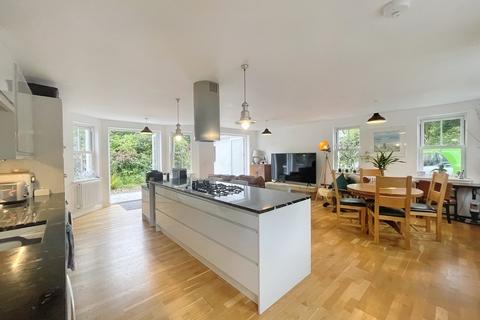 4 bedroom detached house for sale, Brillwater Road, Falmouth TR11