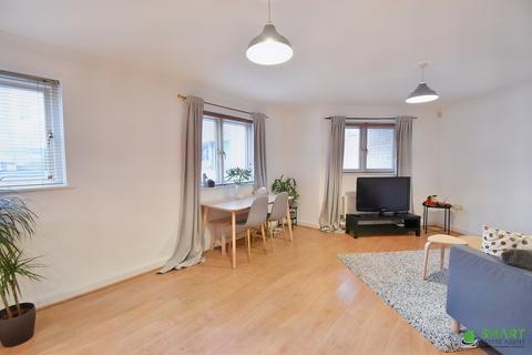 2 bedroom apartment for sale, Augusta Court, Exeter EX1