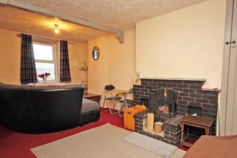 3 bedroom terraced house for sale, Green Terrace, Rhes Lon Las, Deiniolen, Caernarfon, Gwynedd, LL55