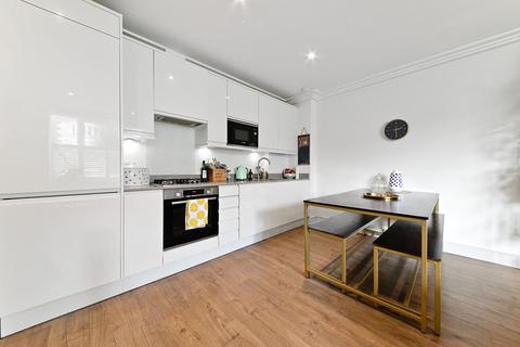2 bedroom apartment to rent - Lingfield Avenue, Surrey KT1