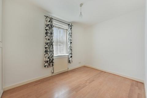 2 bedroom apartment for sale - Uxbridge Road, Kingston Upon Thames KT1