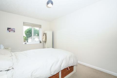 2 bedroom apartment for sale, Cottage Grove, Surbiton KT6