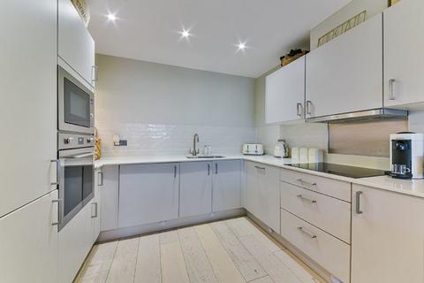1 bedroom apartment for sale - Antoinette Close, Kingston Upon Thames KT1