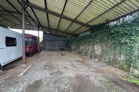 Property to rent, The Barn Beckington/Frome, ,
