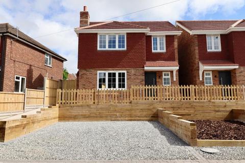 4 bedroom detached house for sale, Back Street, Ringwould, Deal, Kent, CT14 8HN