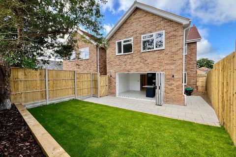 4 bedroom detached house for sale, Back Street, Ringwould, Deal, Kent, CT14 8HN