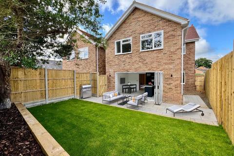 4 bedroom detached house for sale, Back Street, Ringwould, Deal, Kent, CT14 8HN