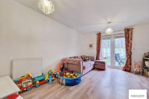 35 Penderyn Close, Merthyr Tydfil, CF48 1AS