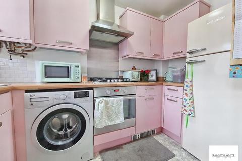 35 Penderyn Close, Merthyr Tydfil, CF48 1AS