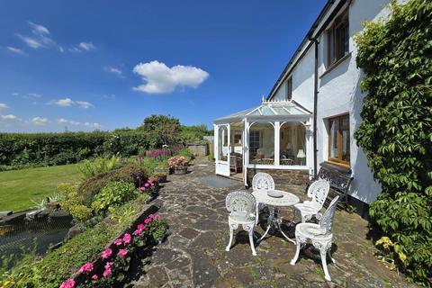5 bedroom detached house for sale, Littleham, Nr Bideford