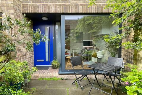 4 bedroom terraced house for sale, Elgin Road, East Croydon, Croydon, CR0
